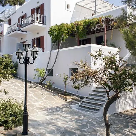 Manto Naousa (Paros)