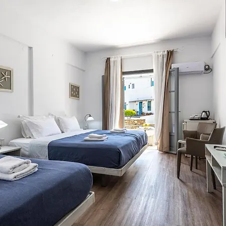 Manto Hotel Naousa (Paros)