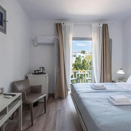 Hotel Manto Naousa (Paros)