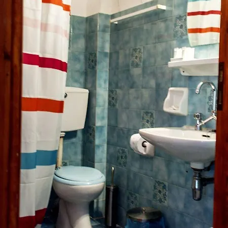 Manto Naousa (Paros)